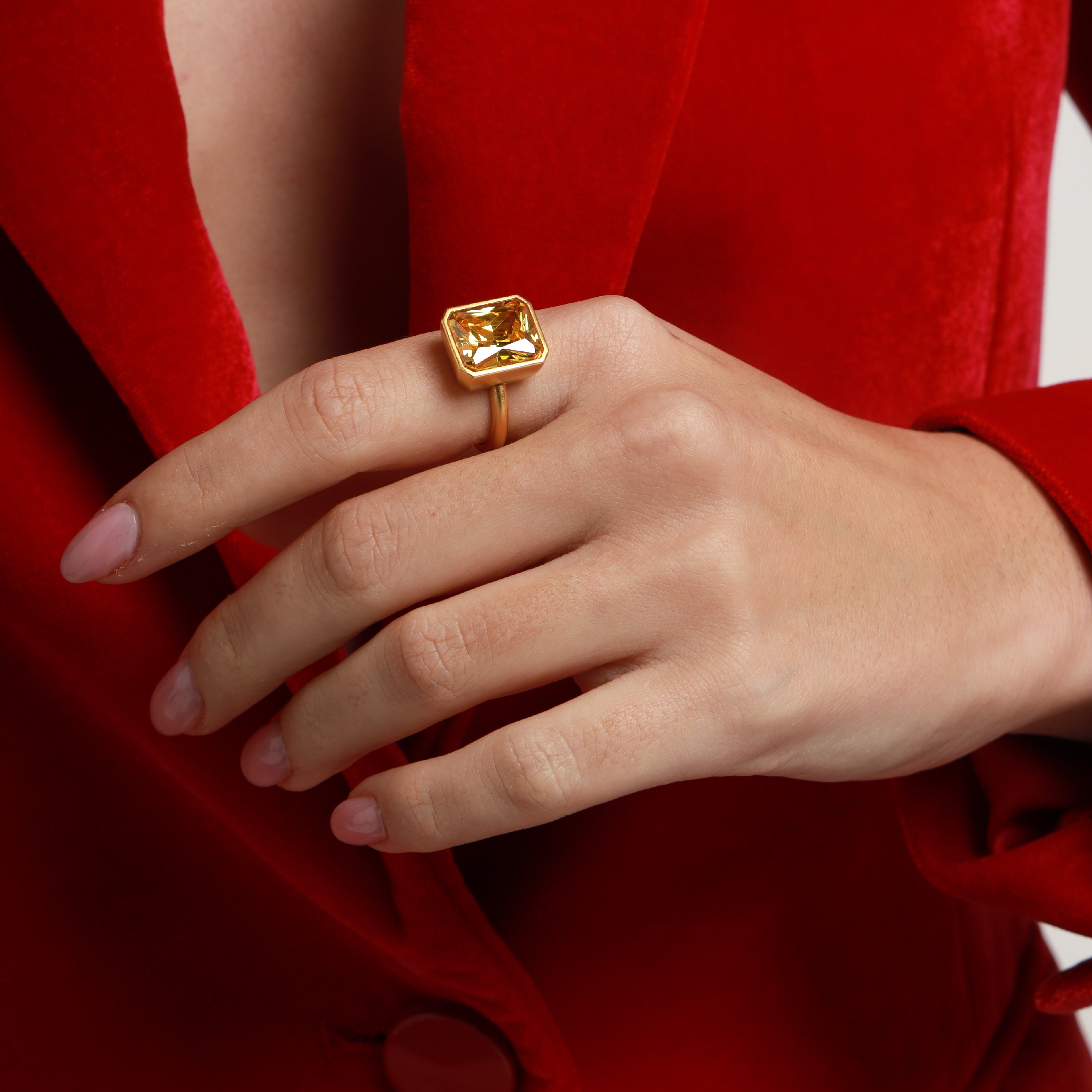 Nova Line Ring