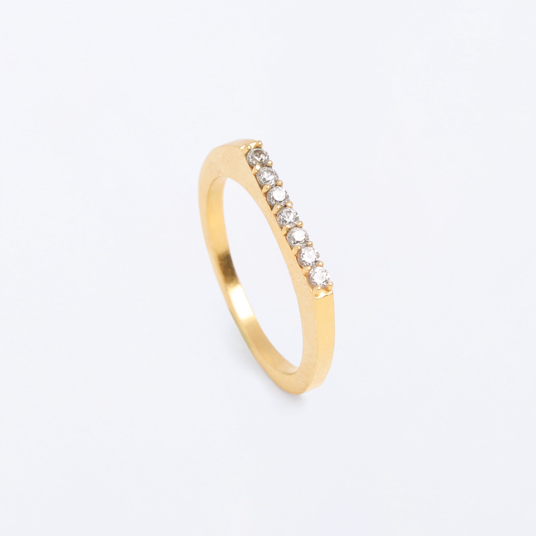 Luma Line Ring