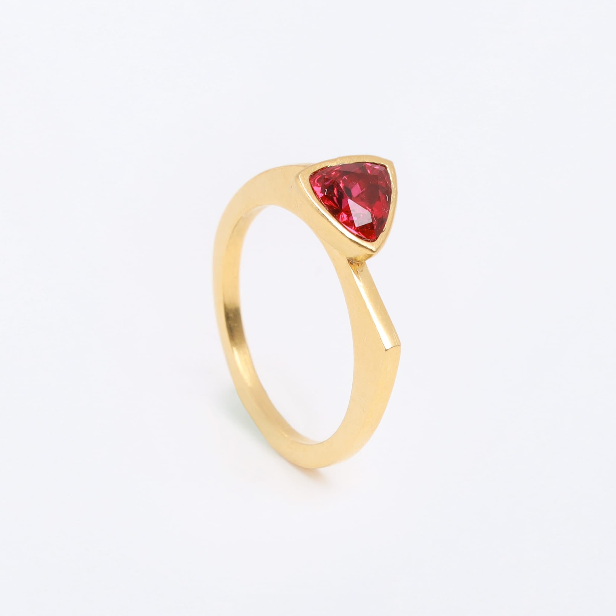 Luma Prism Ring Fe