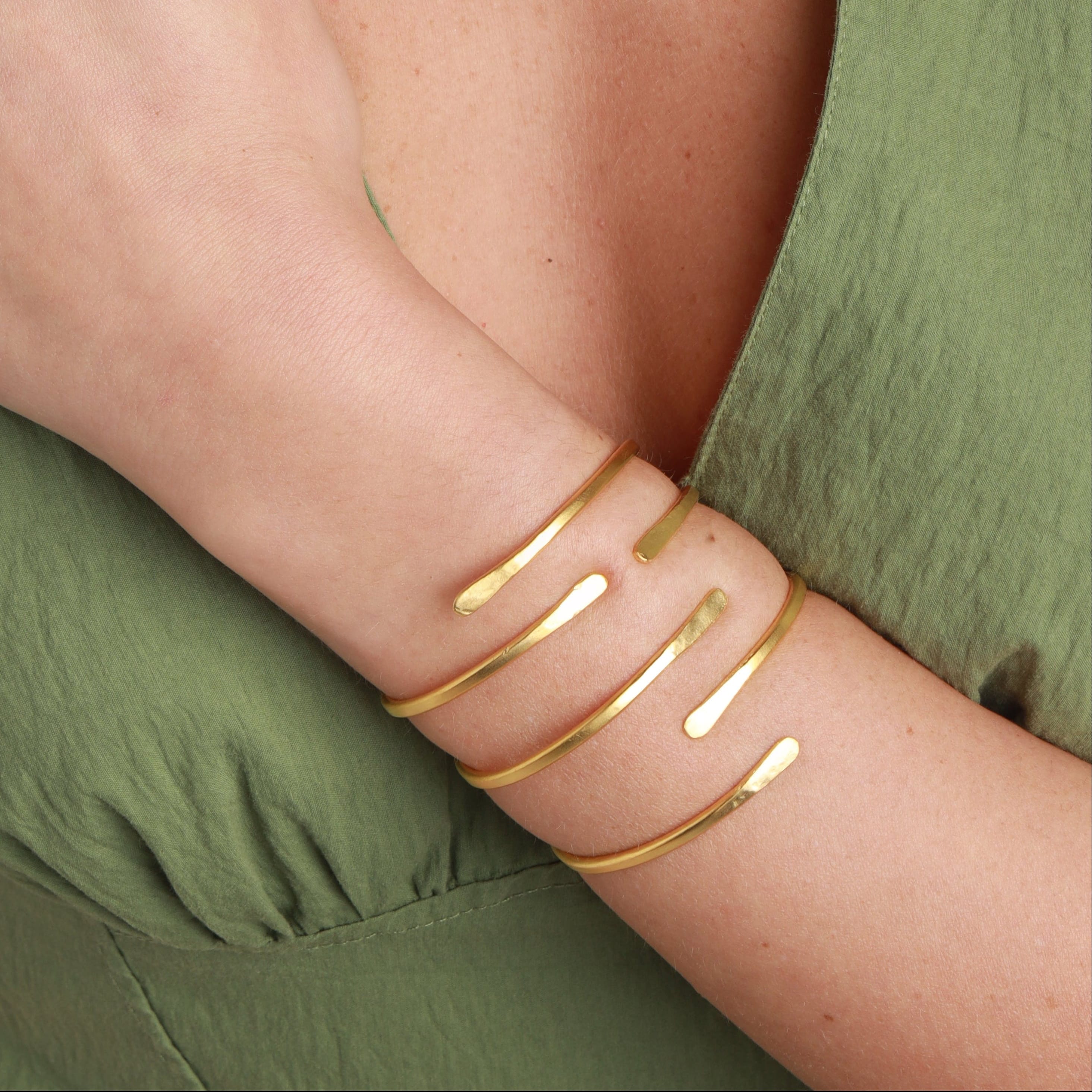 Vega Cuff Fe