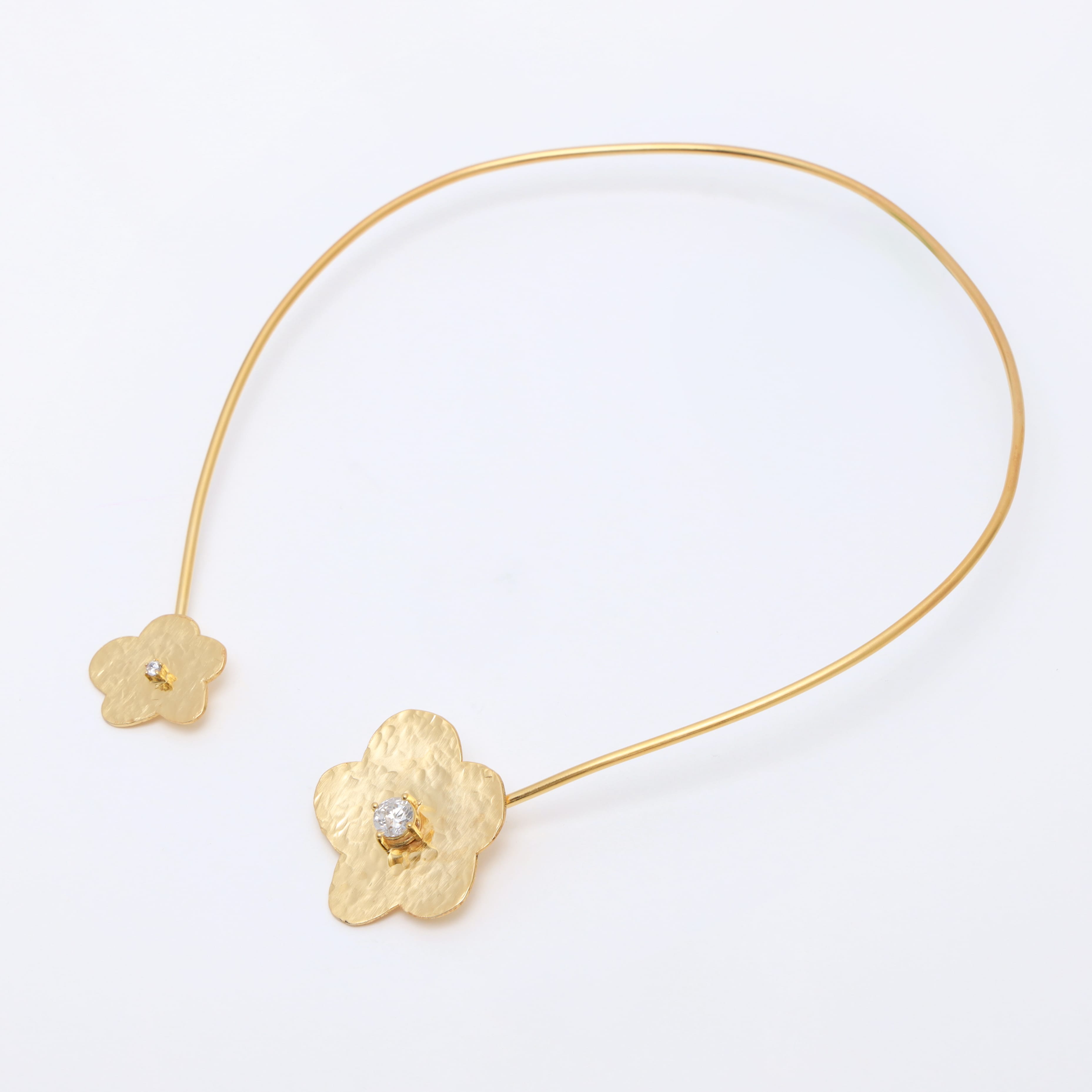 Bloomé Necklace Fe
