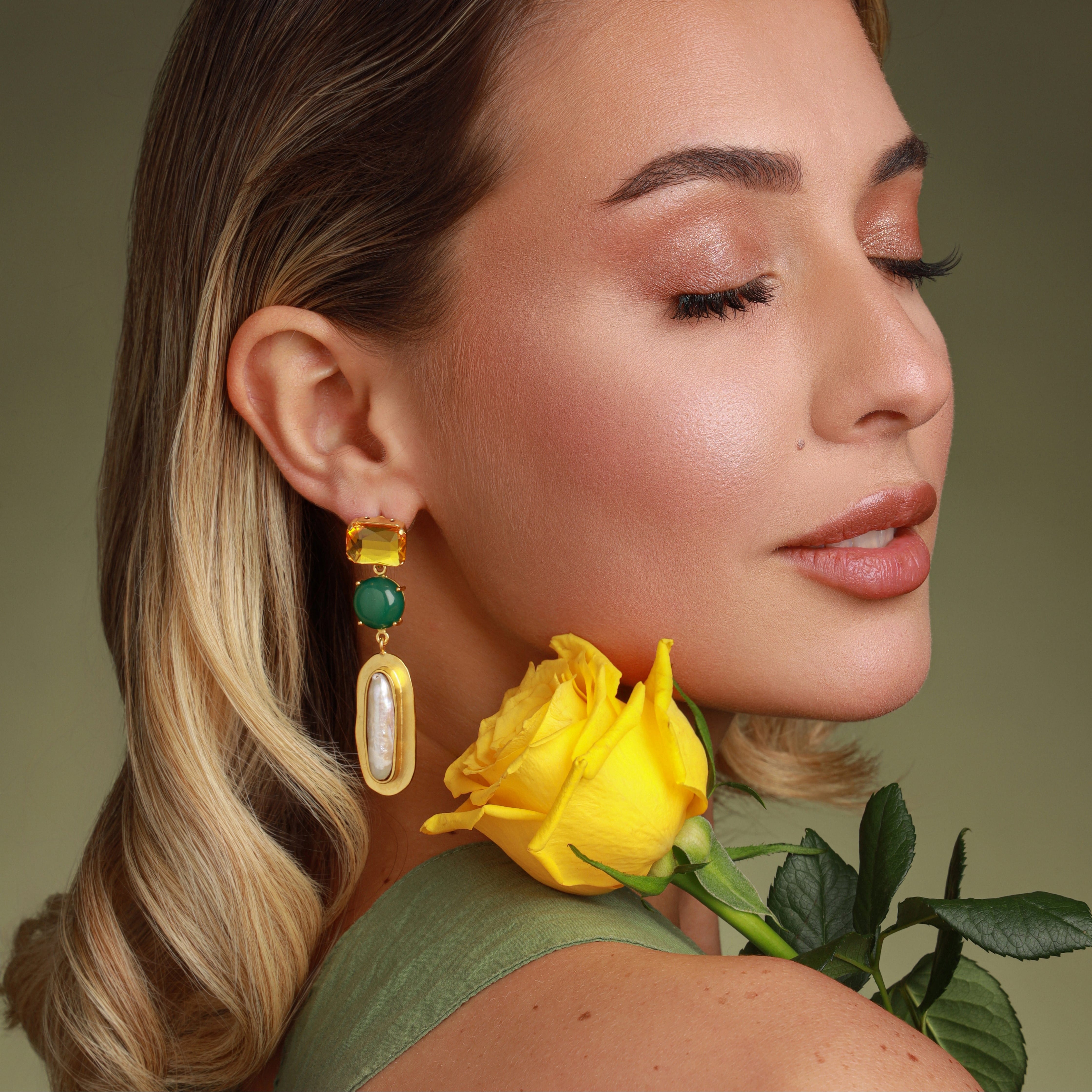 Solenne Pearl Earrings Fe